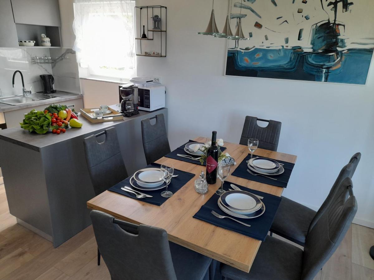 Apartman Prvi Red Do Mora Sveti Filip i Jakov Dış mekan fotoğraf