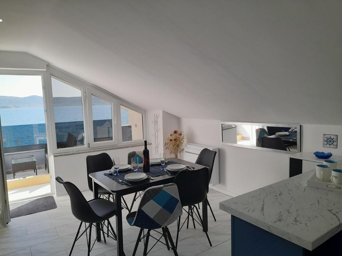 Apartman Prvi Red Do Mora Sveti Filip i Jakov Dış mekan fotoğraf